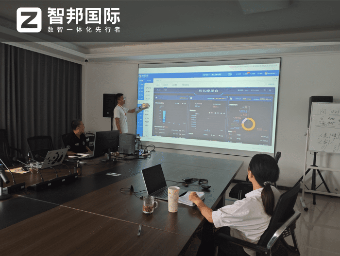 乾越机械科技签约智邦国际,以高质量发展为锚,筑牢企业长青根基 乾越机械科技签约智邦国际,以高质量发展为锚,筑牢企业长青根基